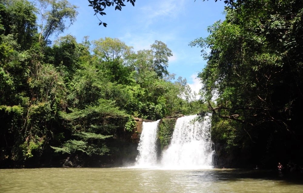 Klong Chao Waterfall Ko Kut